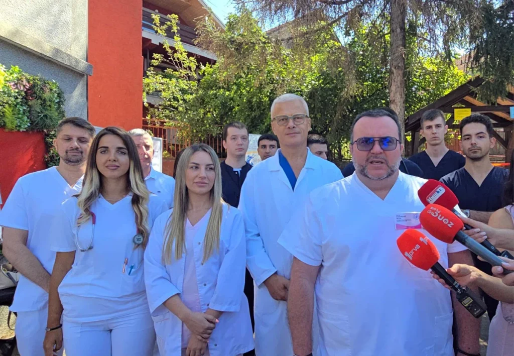 Осма акција превентивних прегледа у Ореовцу: Васкуларни хирург први пут део тима